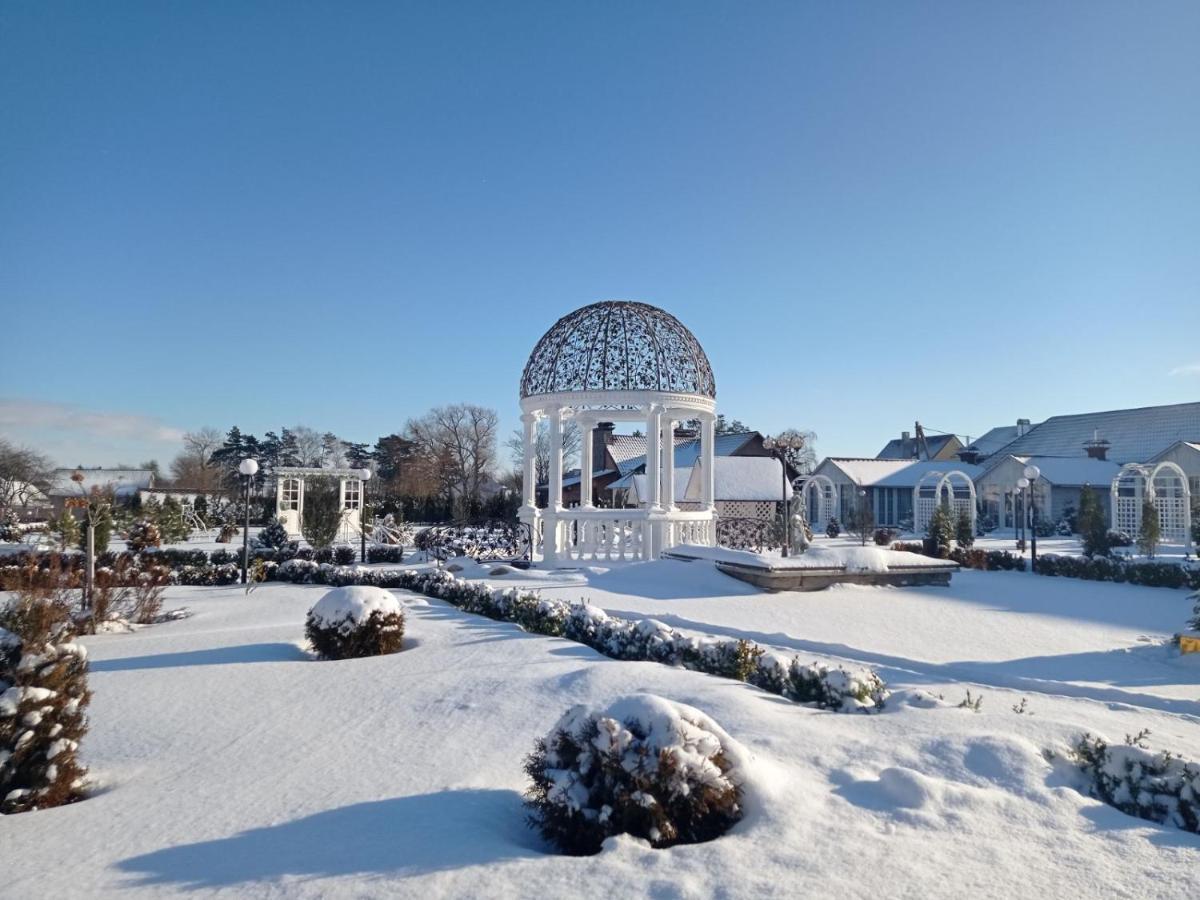 Готельно-Ресторанний Комплекс Прованс Парк Pochaiv Exterior photo